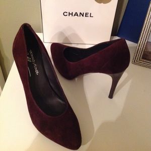 Donald J Pliner Edrice Burgundy Suede Pump 9.5